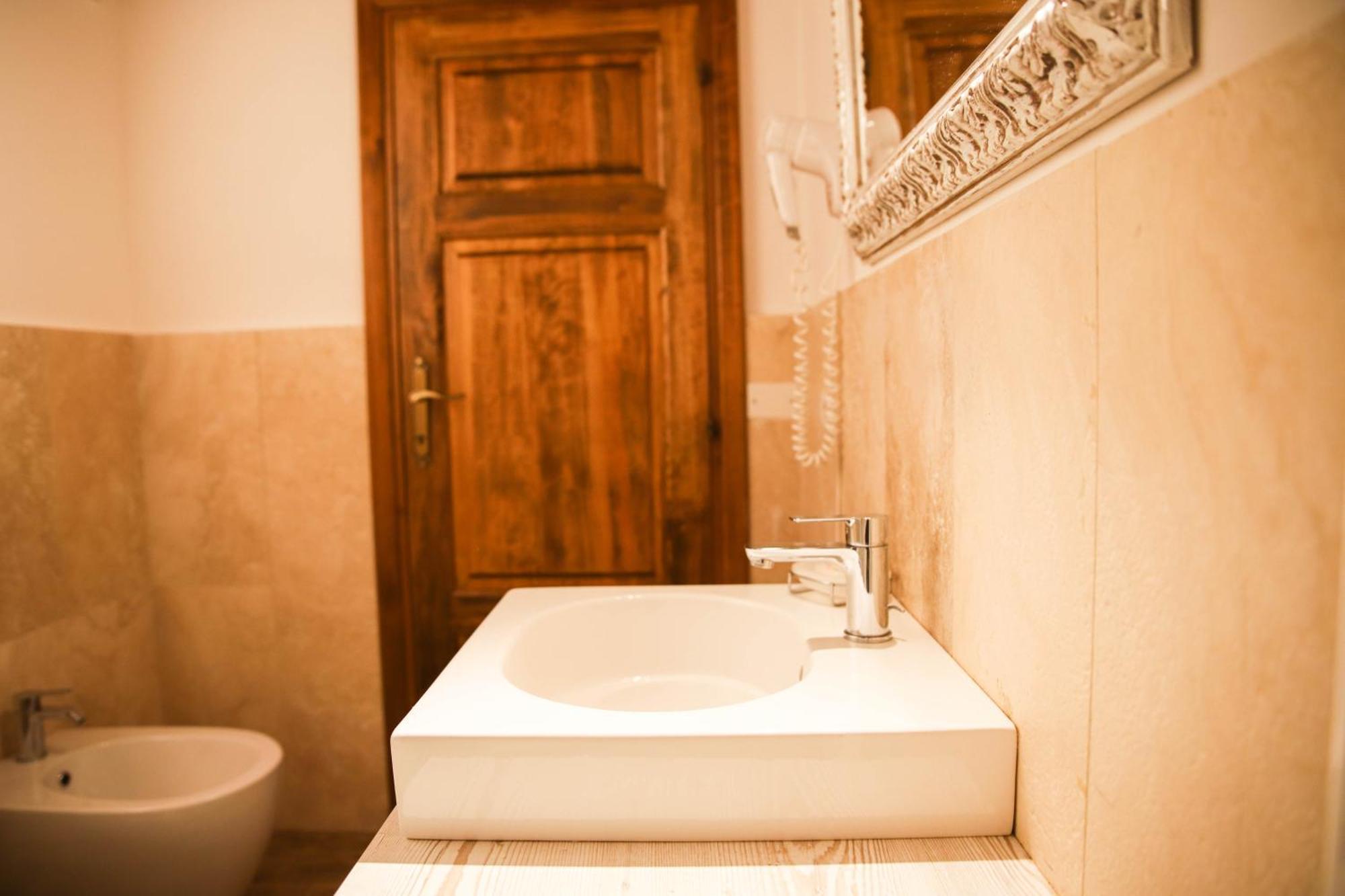 Country House Poggio Aione Pensionat Catabbio Exteriör bild