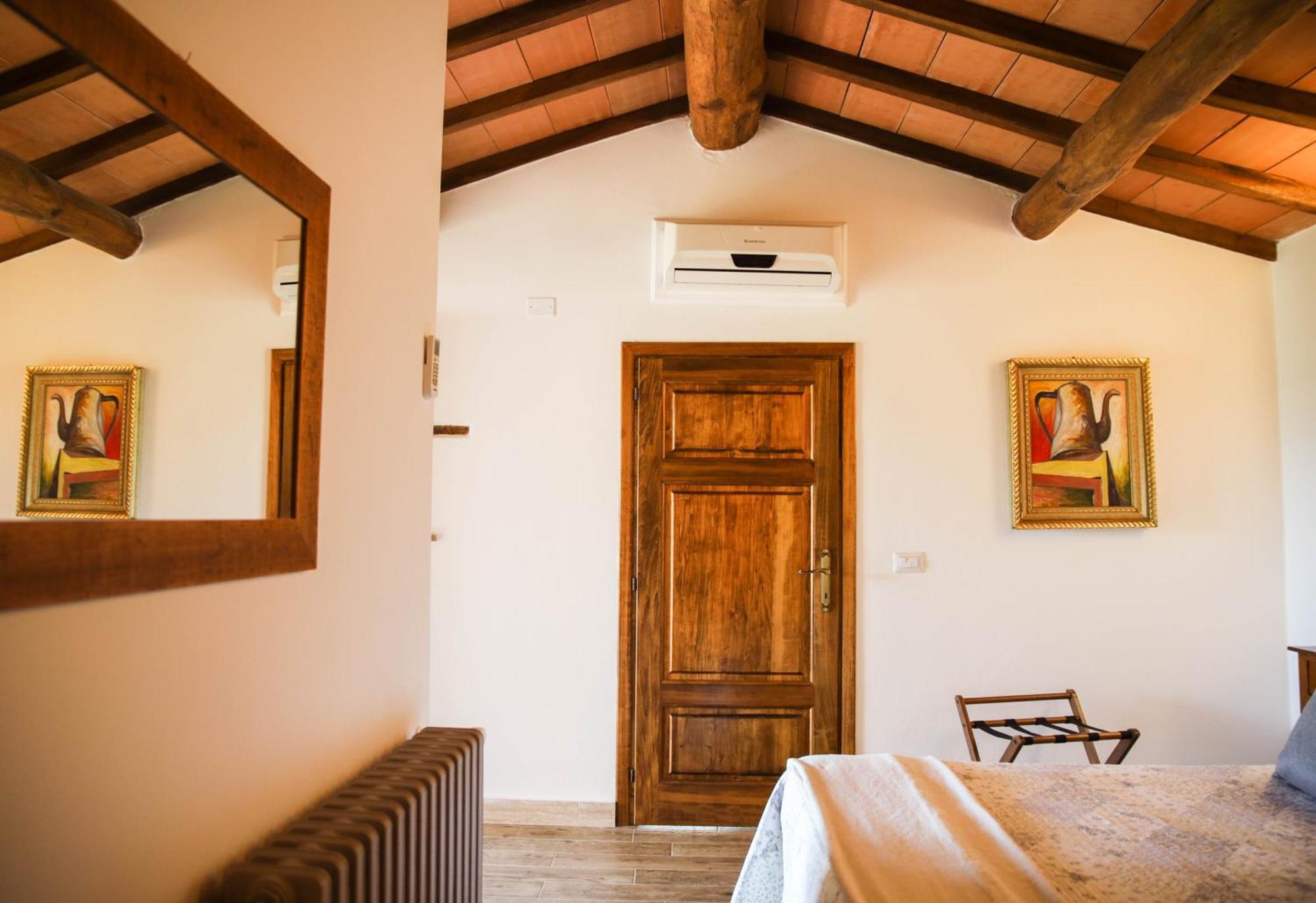 Country House Poggio Aione Pensionat Catabbio Exteriör bild